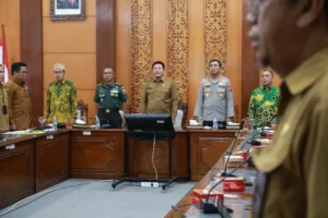 Desa Longkeyang Resmi Melantik Panitia dan Pengawas Pilkades Serentak 2026
