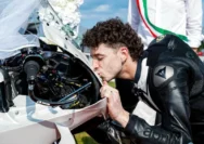 Drama MotoGP: Bezzecchi Canda, Lawan dan Kawan Tak Bisa Jajal Motor Baru 850cc Besok Senin!