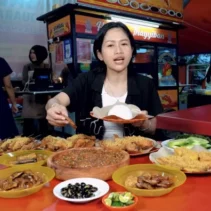 Farida Nurhan Bongkar Isi Chat Restoran Besar yang Minta Review Tanpa Bayaran: Kontrobersi di Balik Kolaborasi
