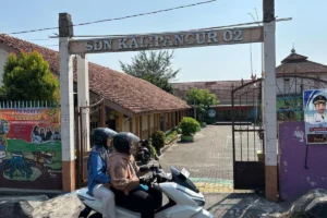 Tragedi Berdarah di Semarang: Suami Tusuk Istri Saat Ambil Rapor Anak