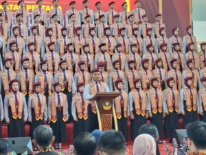 Transformasi Pendidikan di SMA Dharma Wanita 1 Pare: Nyanyian Sunyi Para Pemimpi dari Kediri